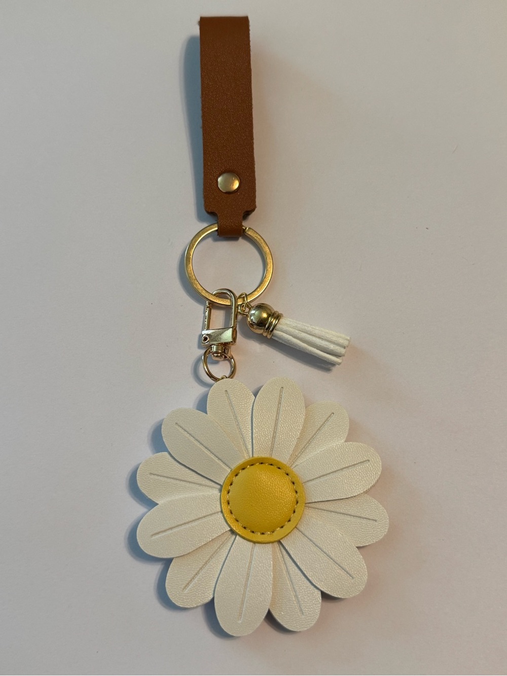 Boho Daisy Tassel Keychain